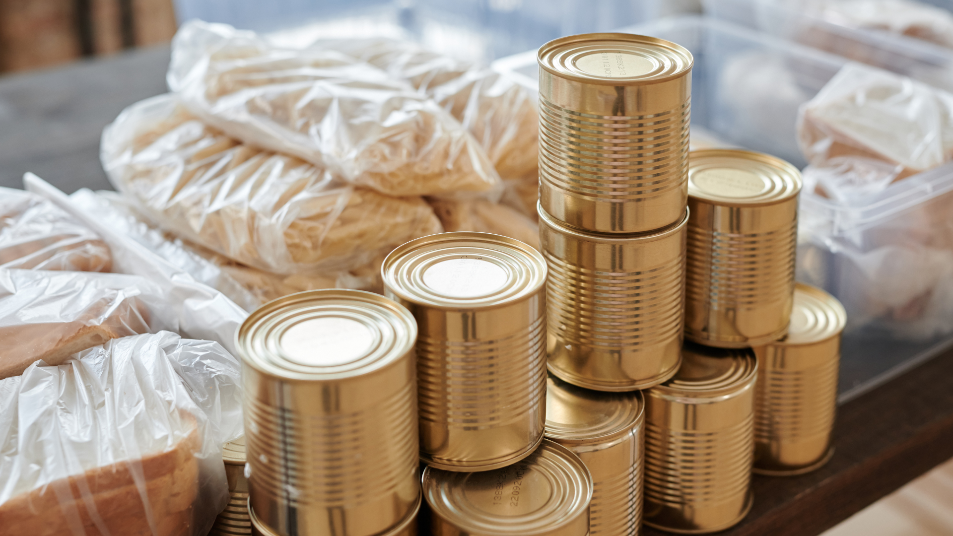 canned goods as prepping supplies