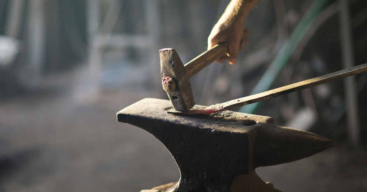 Making Blacksmith Tongs - Blacksmiths Essential Skills - 