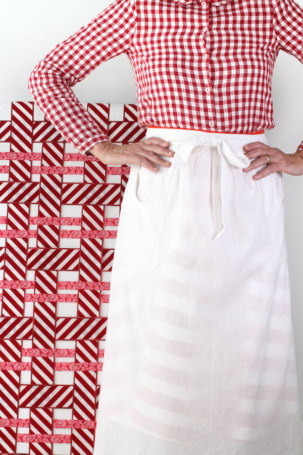 Chamber Apron in White Linen, Linen Apron, Libbie Summers Label