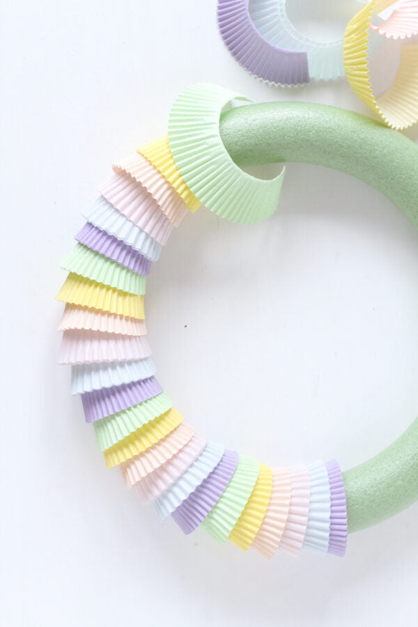 Steps for making a cupcake liner wreath from Libbie Summers