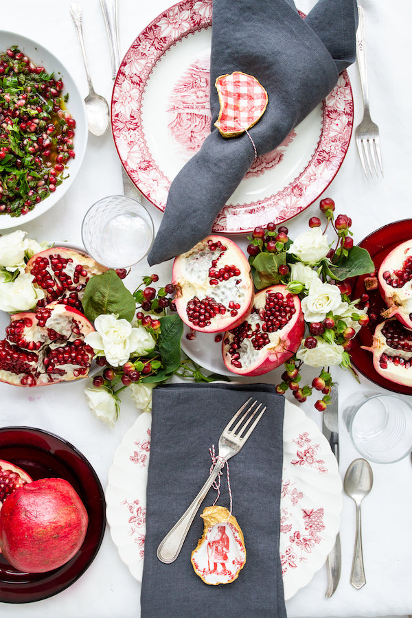 Holiday tablesetting, Inspired by Pomegranates, Oyster ornaments, Libbie Summers entertains, Libbie Summers label, Linen Napkins