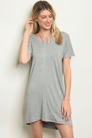 woman in gray t shirt dress