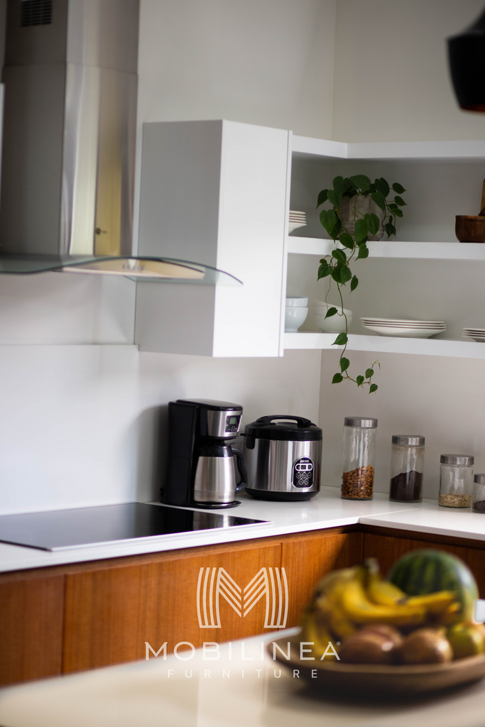 Cocina en mdf blanco y madera de chapa