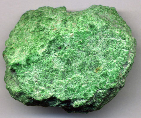 Maw Sit Sit stone in a bright green color