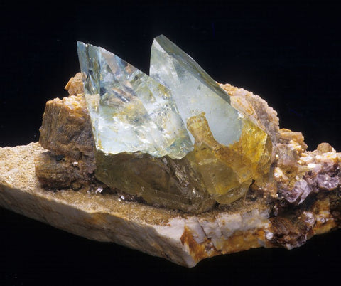 grey topaz