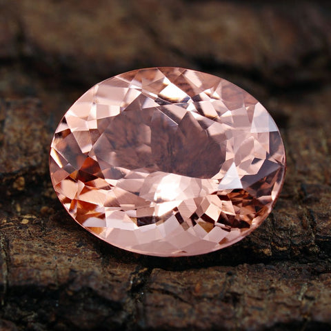 Diamond Buzz on Instagram: PINK GEMSTONE VARIETIES What other gems would  you add to this list? #pinktopaz #morganite #pinksapphire #pinkspinel  #garnet #pinkdiamond