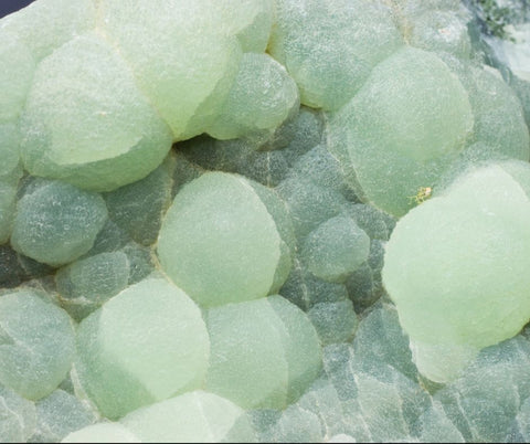 pale green prehnite is a nurturing stone