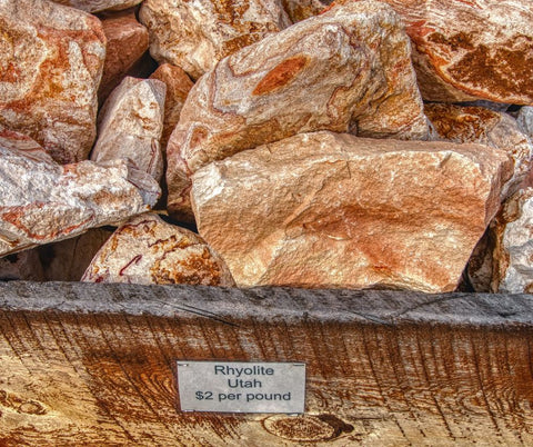 Utah rhyolite or wonderstone comes in earthy shades