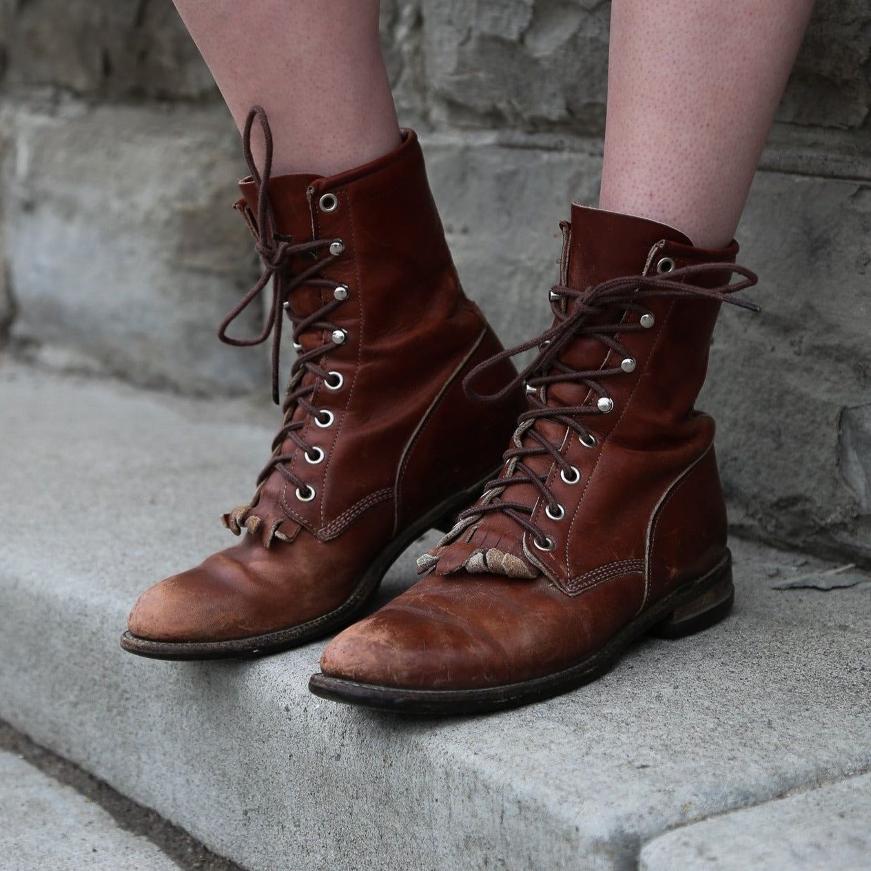 vintage justin lace up roper boots