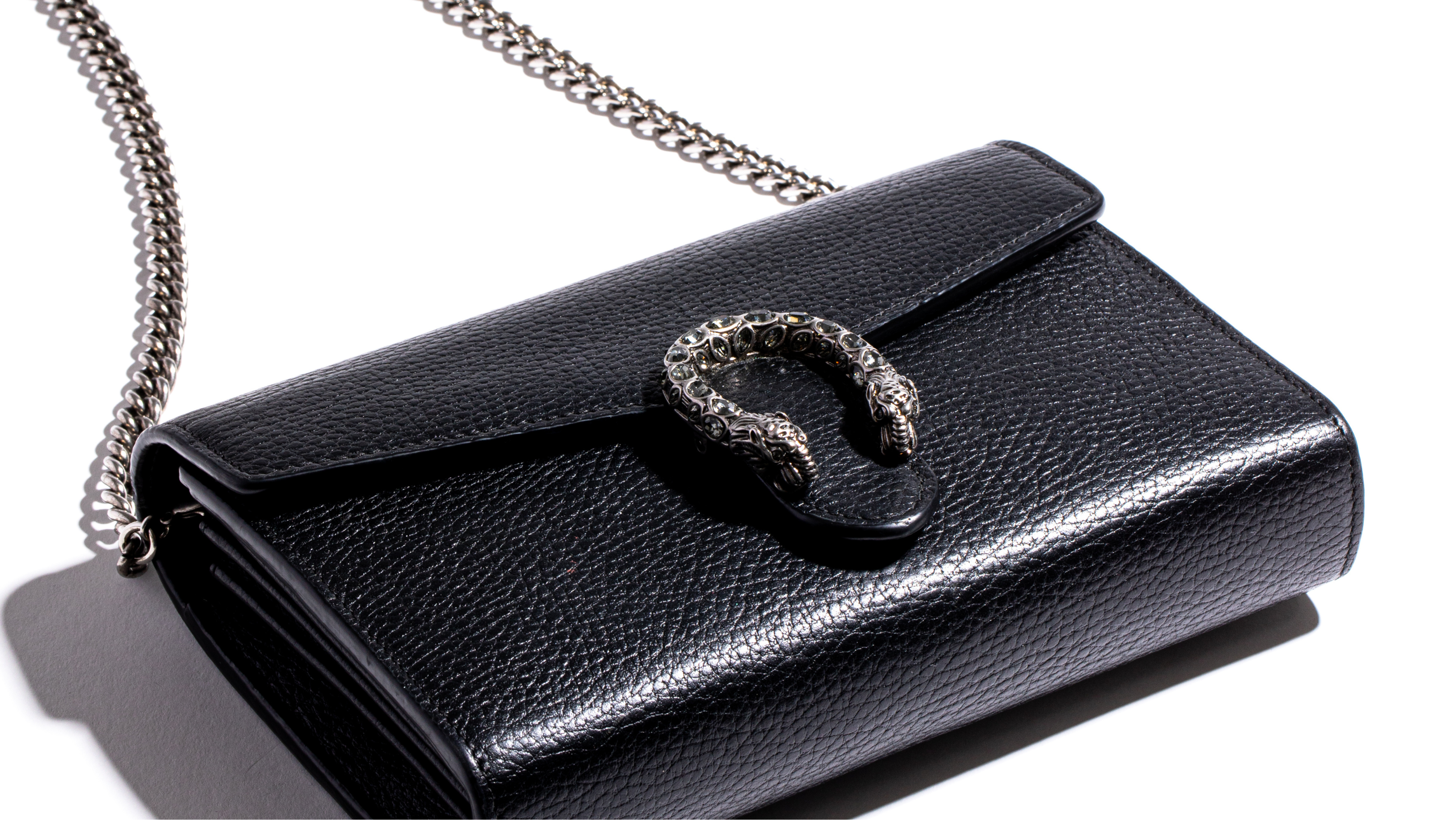 6 Features That Makes Louis Vuitton Mini Dauphine Our Bag Of The Month! 