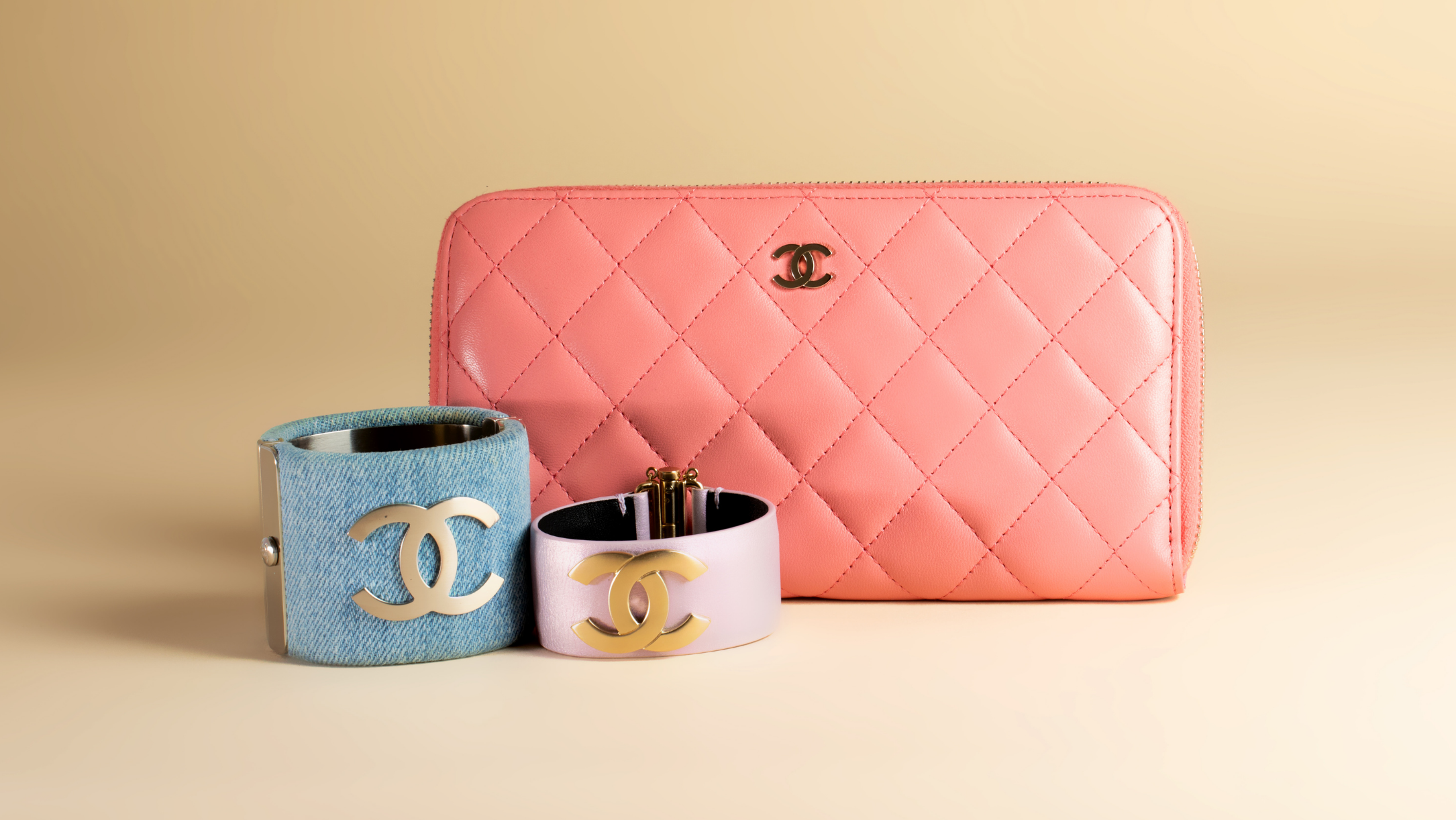 Chanel Light Blue Quilted Caviar Chanel Top Handle Vanity Case, myGemma, CH