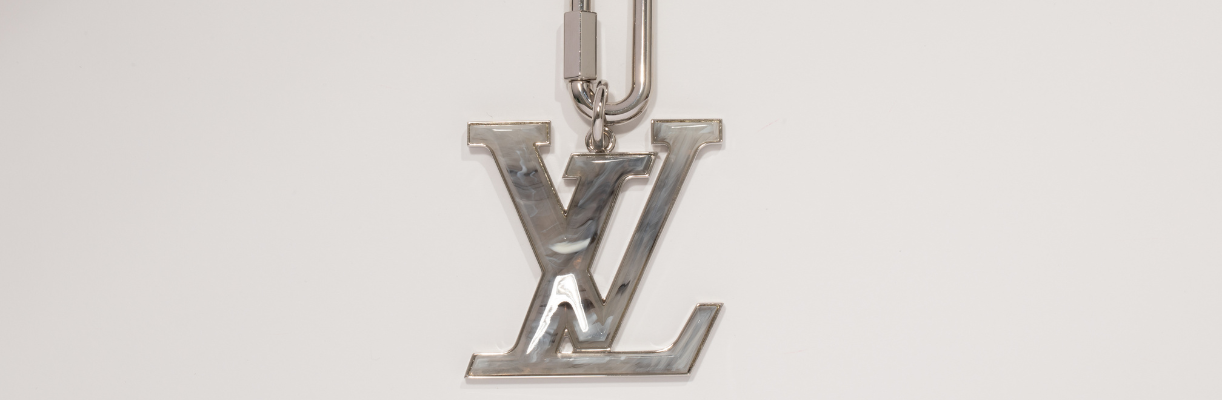 Louis Vuitton 18k Gold Monogram Handbag Charm - Yoogi's Closet