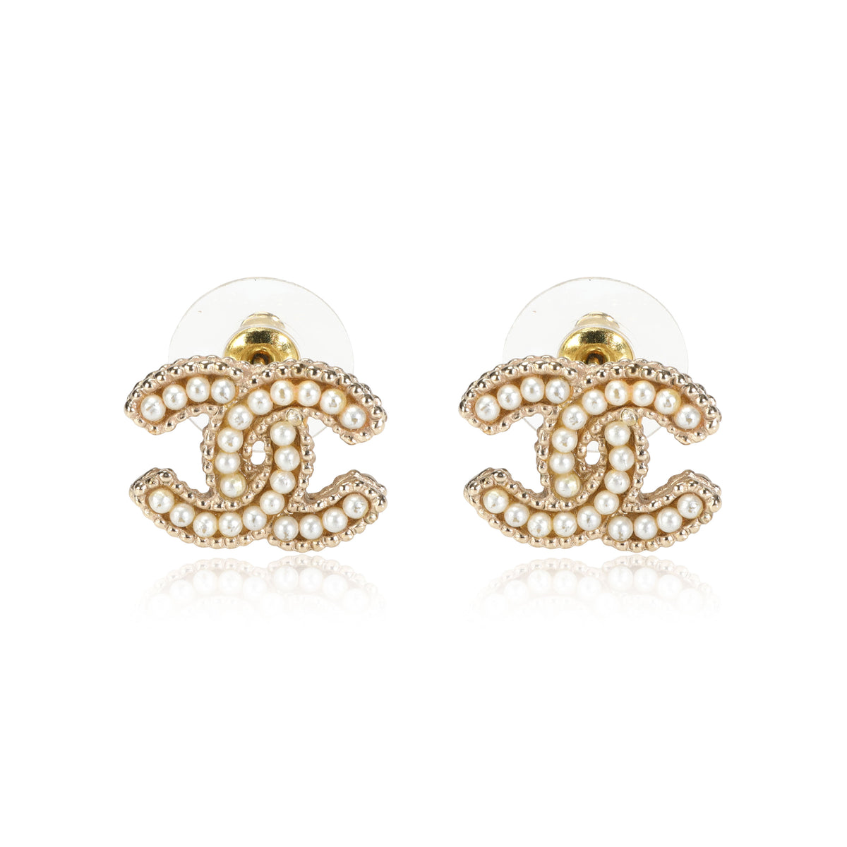 Chanel Faux Pearl CC Logo Stud Earrings | myGemma | DE | Item #114069