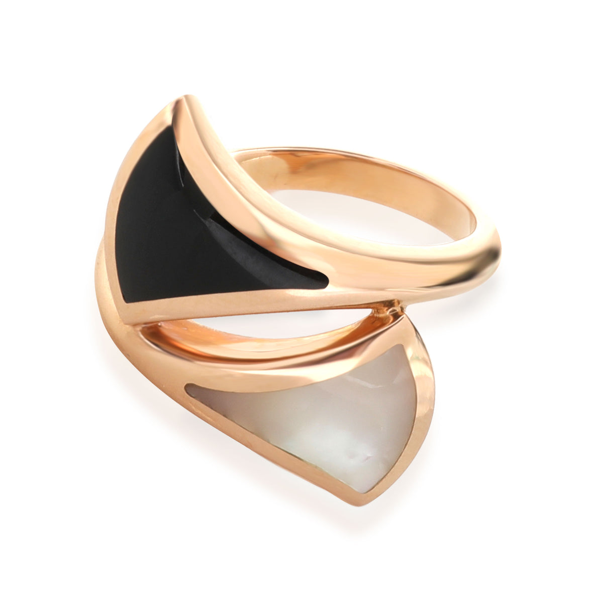 Bulgari Diva's Dream Mother Of Pearl Onyx Ring in 18k Rose Gold | myGemma |  CH | Item #114238