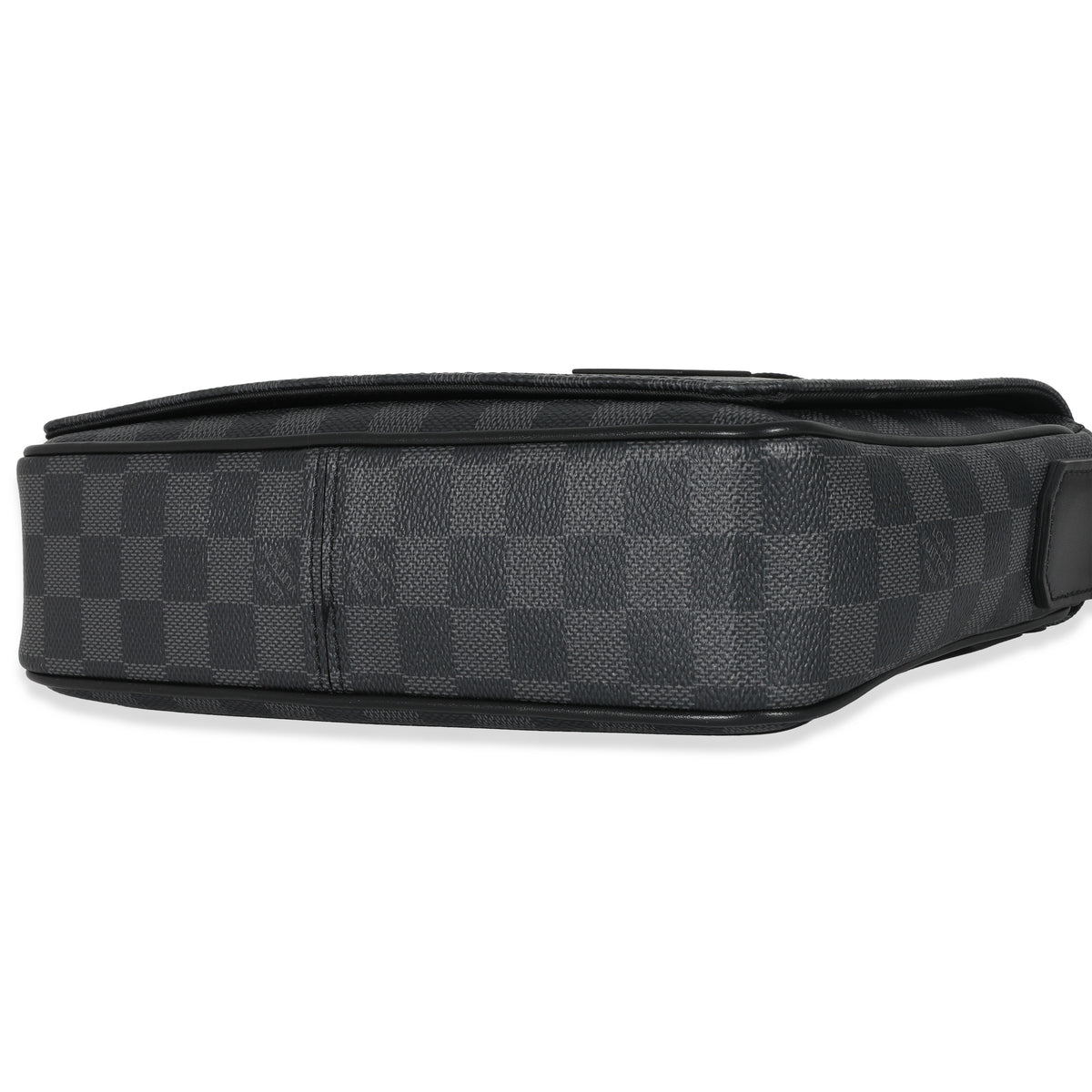 Louis Vuitton Damier Canvas Bastille Messenger Bag - Yoogi's Closet