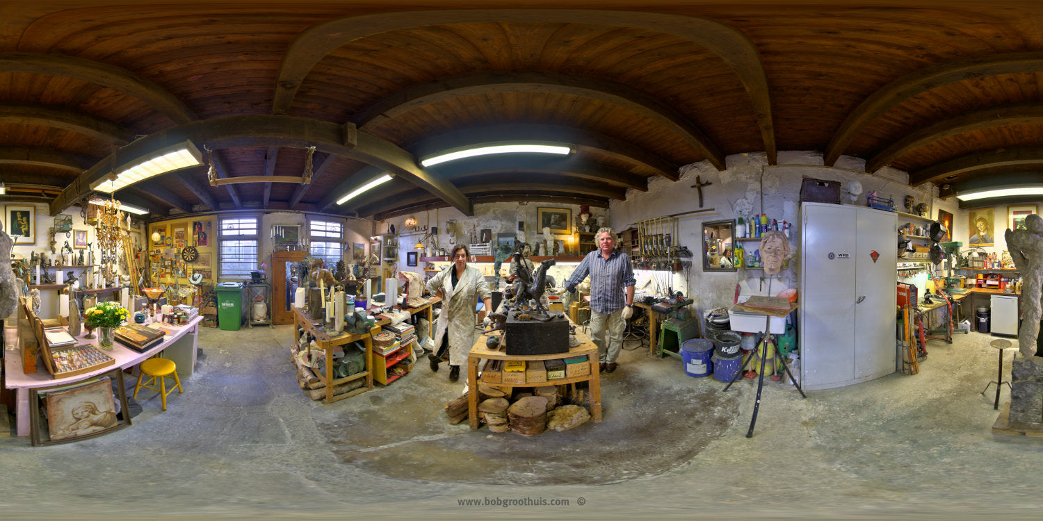 The (close) Encounters Project - Part 07 - Ron & Nathalie - Bronzefoundry & ArtGallery De Paardenstal - The Horse Stable - HDR Panorama portrait