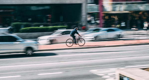 que musculos trabajan al andar en bicicleta