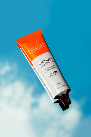 Facetheory Hautpflege Blog - Sonnencreme als Tagescreme benutzen - geht das? Produktbild Sunfragma SPF50