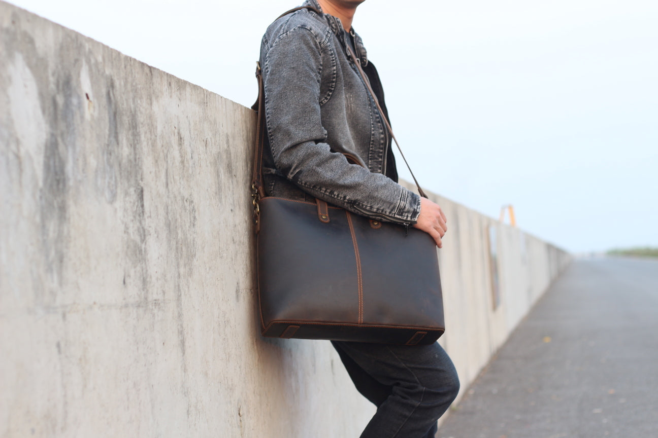 carry on Brown Leather Tote Bag