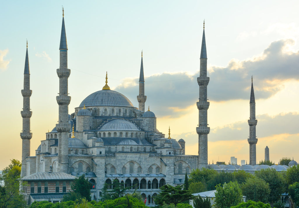 Golden hour view of the magnificent Sultan Ahmet Mosque (Sultan Ahmet Camii) in Istanbul Turkey