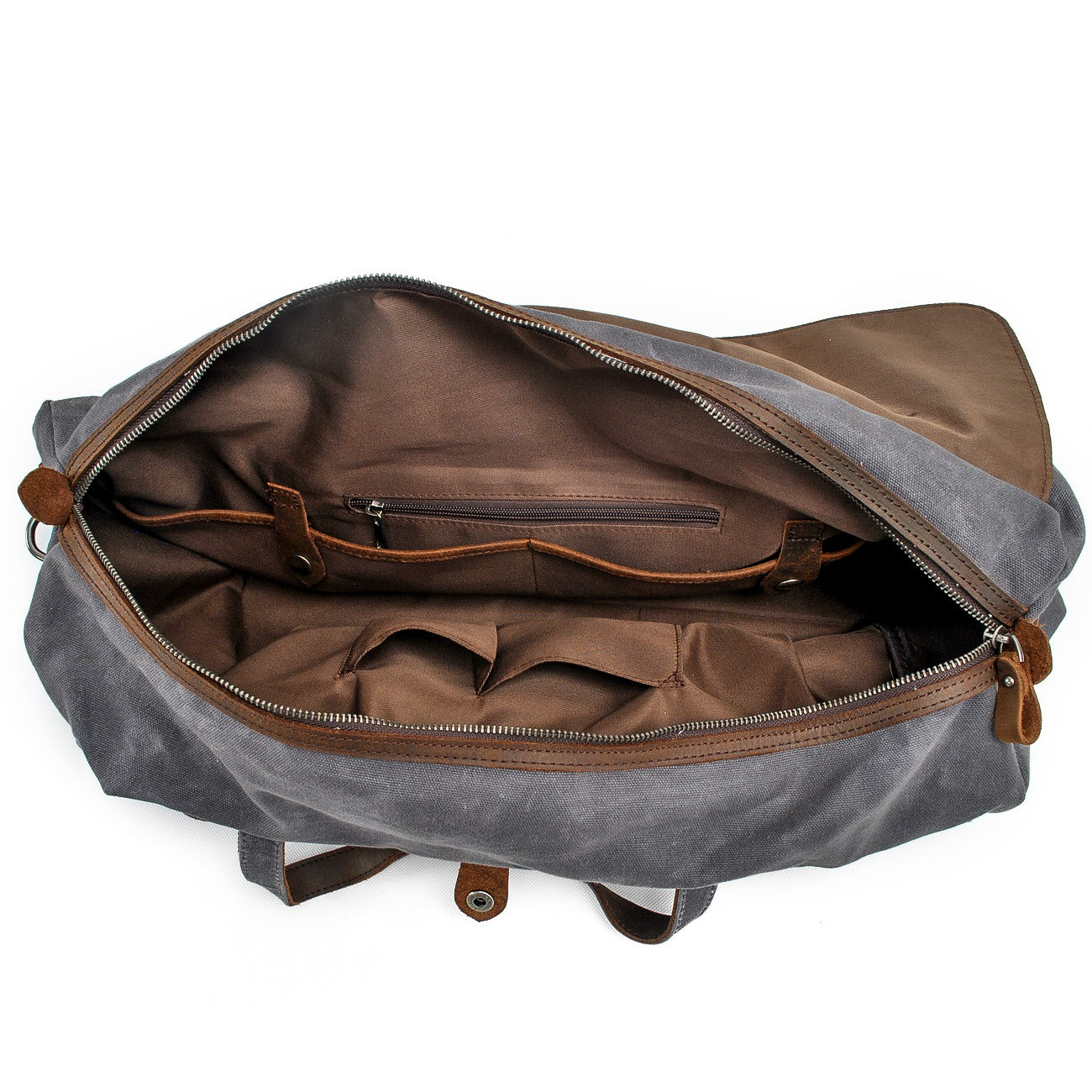 functional and foldable crossbody athletic duffle bag made of water-repellent and ripstop canvas