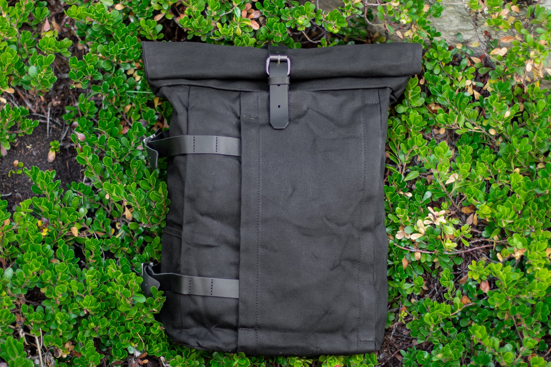 well made black canvas classic backpack