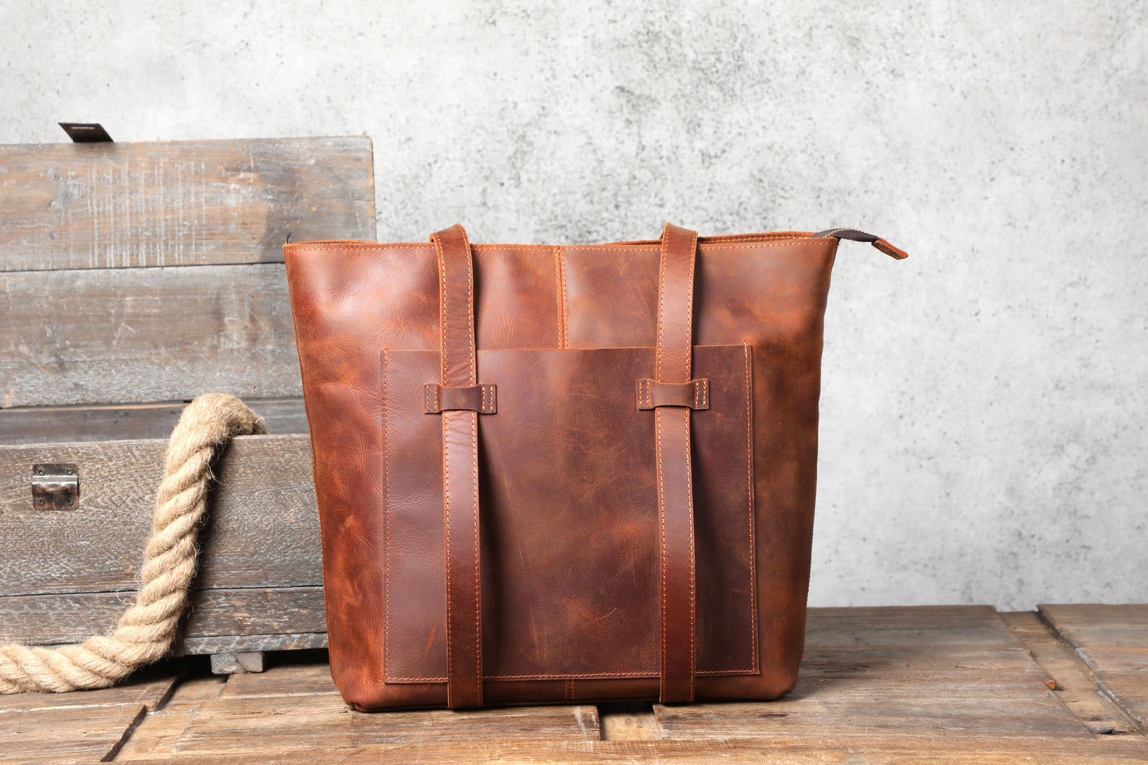 brown tote bag leather