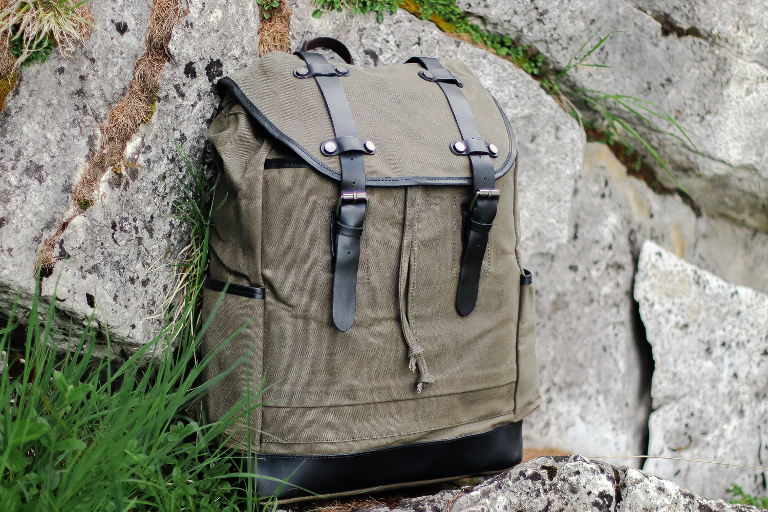 water resistant black canvas backpack