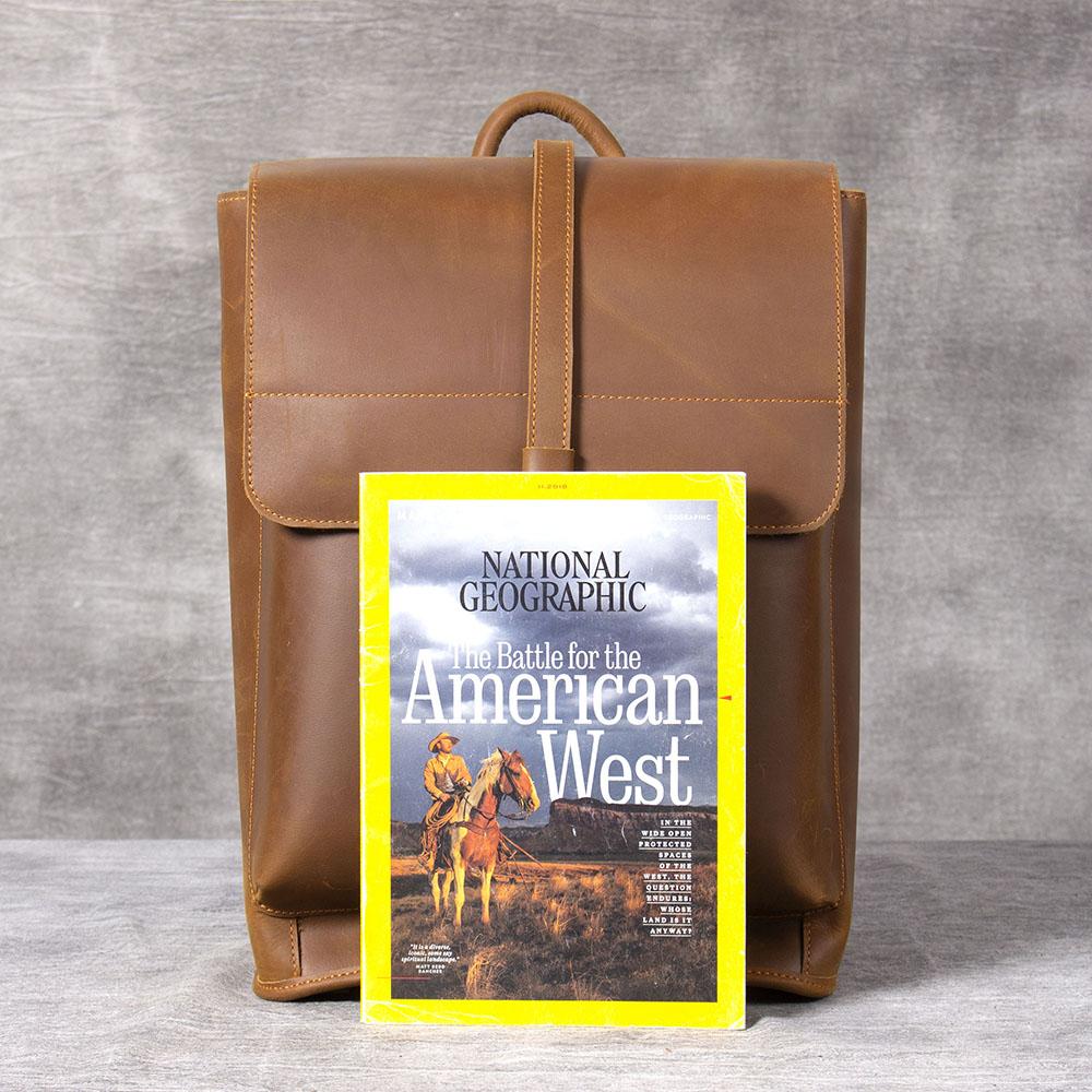 minimalist genuine vintage leather mens backpack with smart side-pockets and anti-theft back pocket