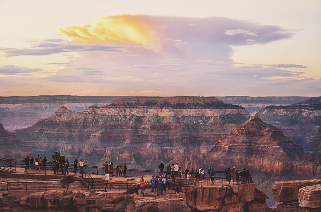 Point de vue du Grand Canyon bondé