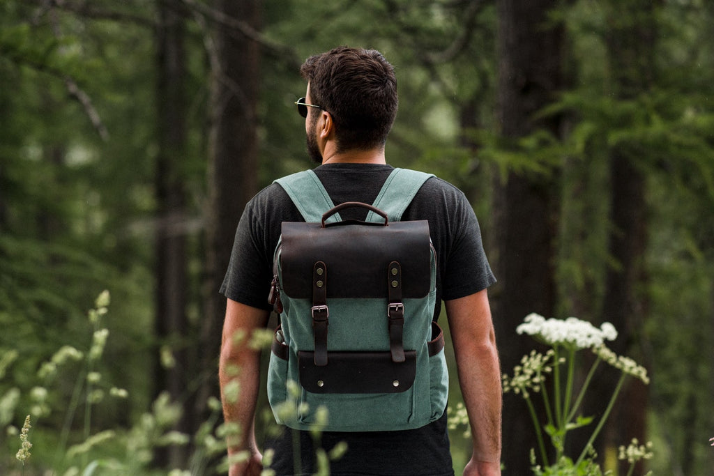 outdoor robust heavy duty canvas backpack benefits