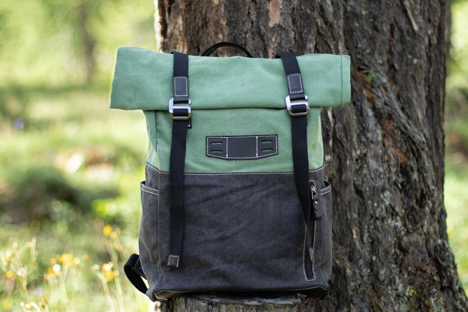 cotton canvas travel pack for mountaineering or camping hiking