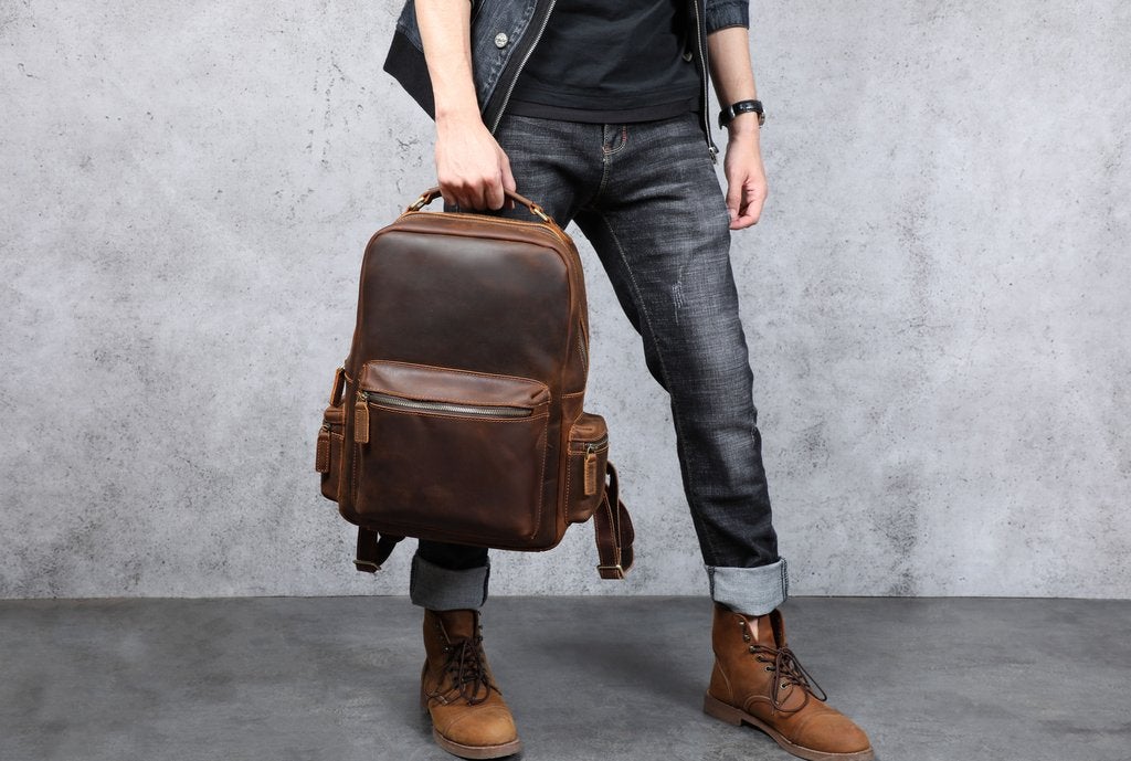 sac à dos en cuir homme couleur cognac, type de matière et textile garantissant le confort avec doublure en toile