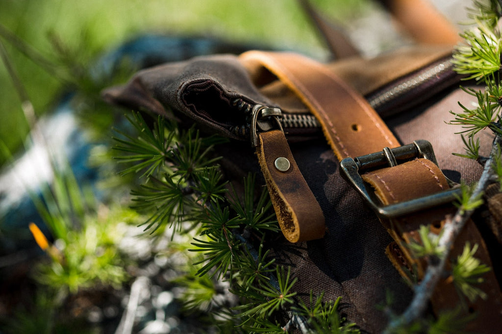 travel vintage hiking bag with leather belts