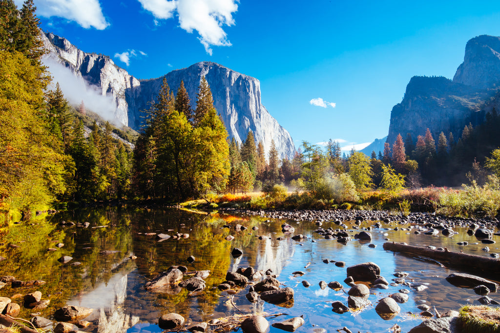 Vue matinale de la vallée de Yosemite aux États-Unis