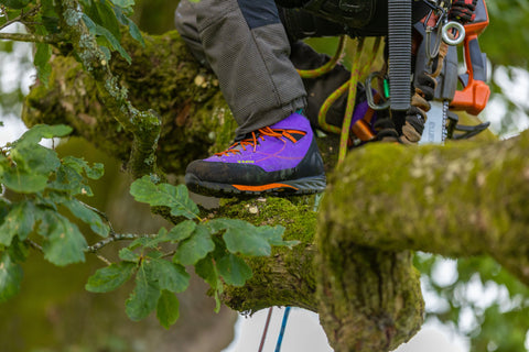 Arbortec Forestwear KAYO Kettensägenstiefel in Lila