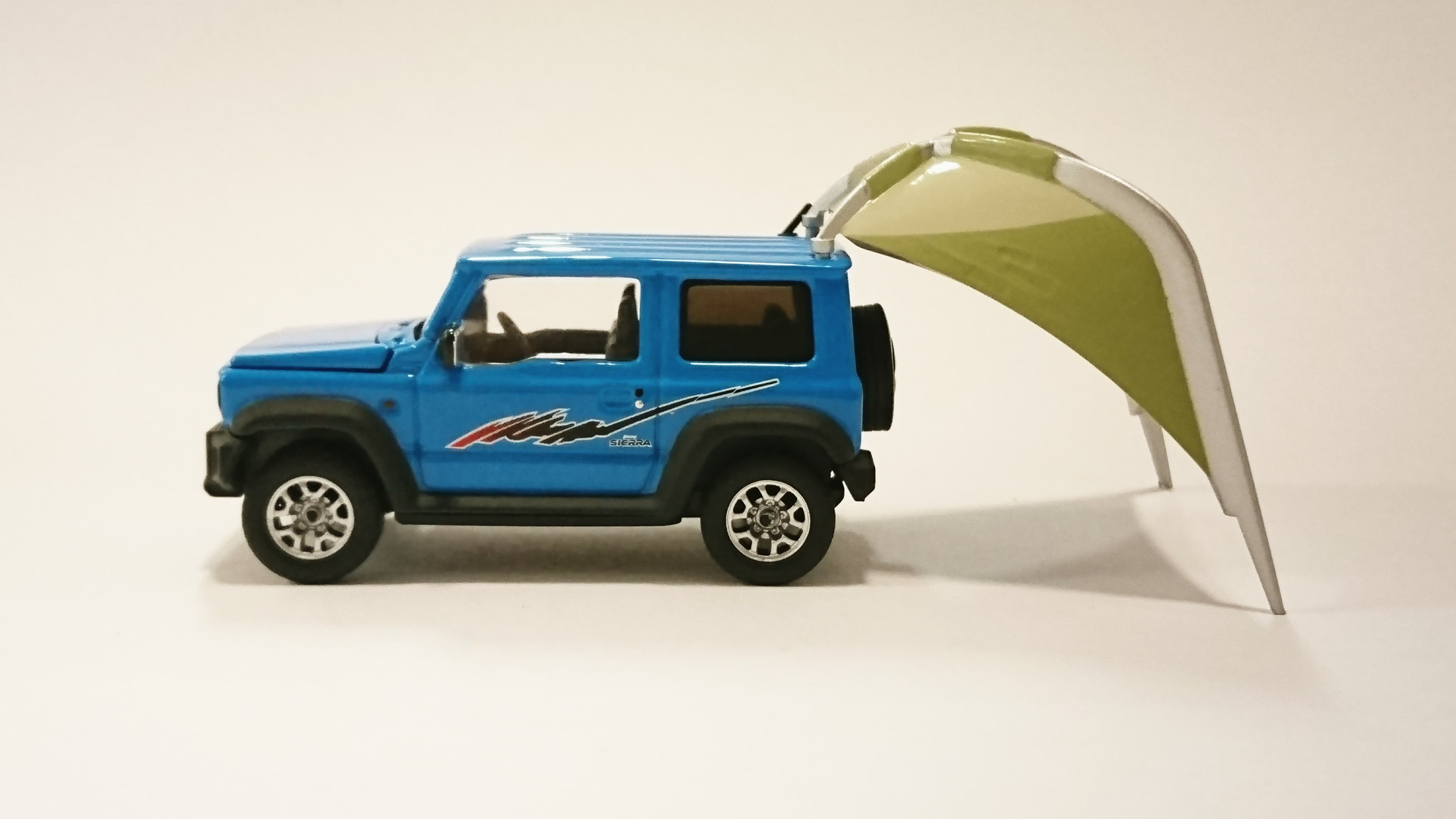 suzuki jimny toy car