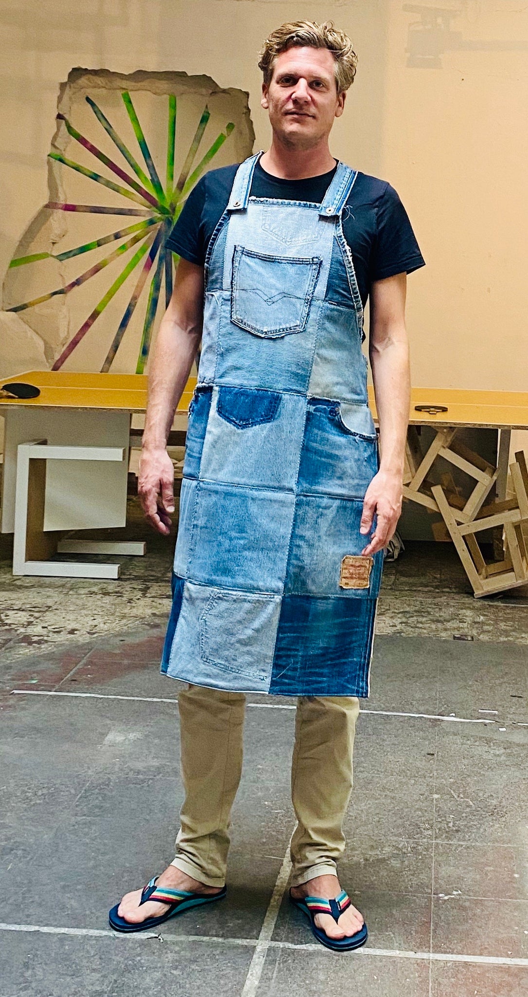 Unique Vegan Circular Denim Apron with recycled Levi's jeans and Diese –  ApronStudio