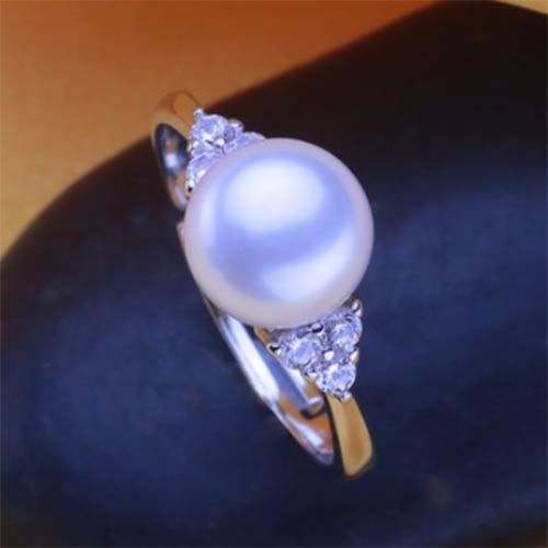 Trendy Natural Freshwater Pearl Adjustable Ring