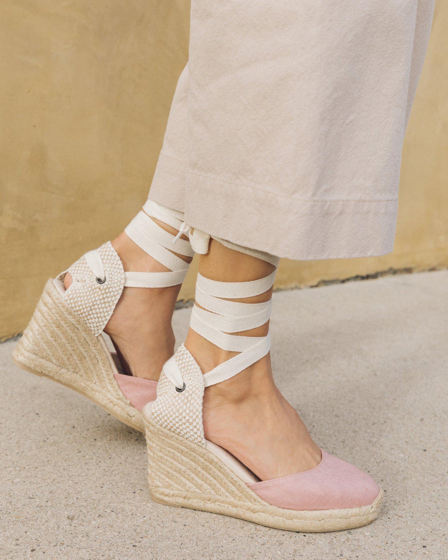 dusty rose wedges