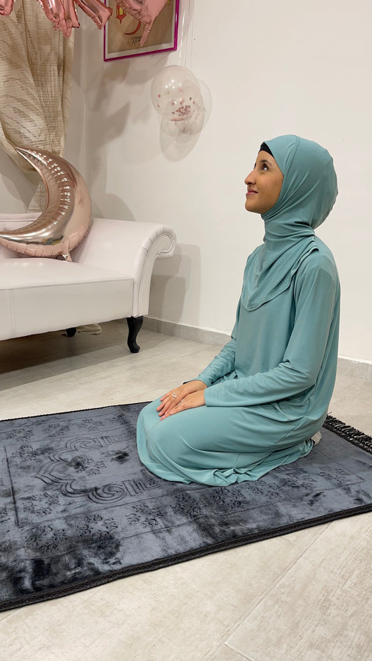 Donare un Corano in sospeso – Hijab Paradise