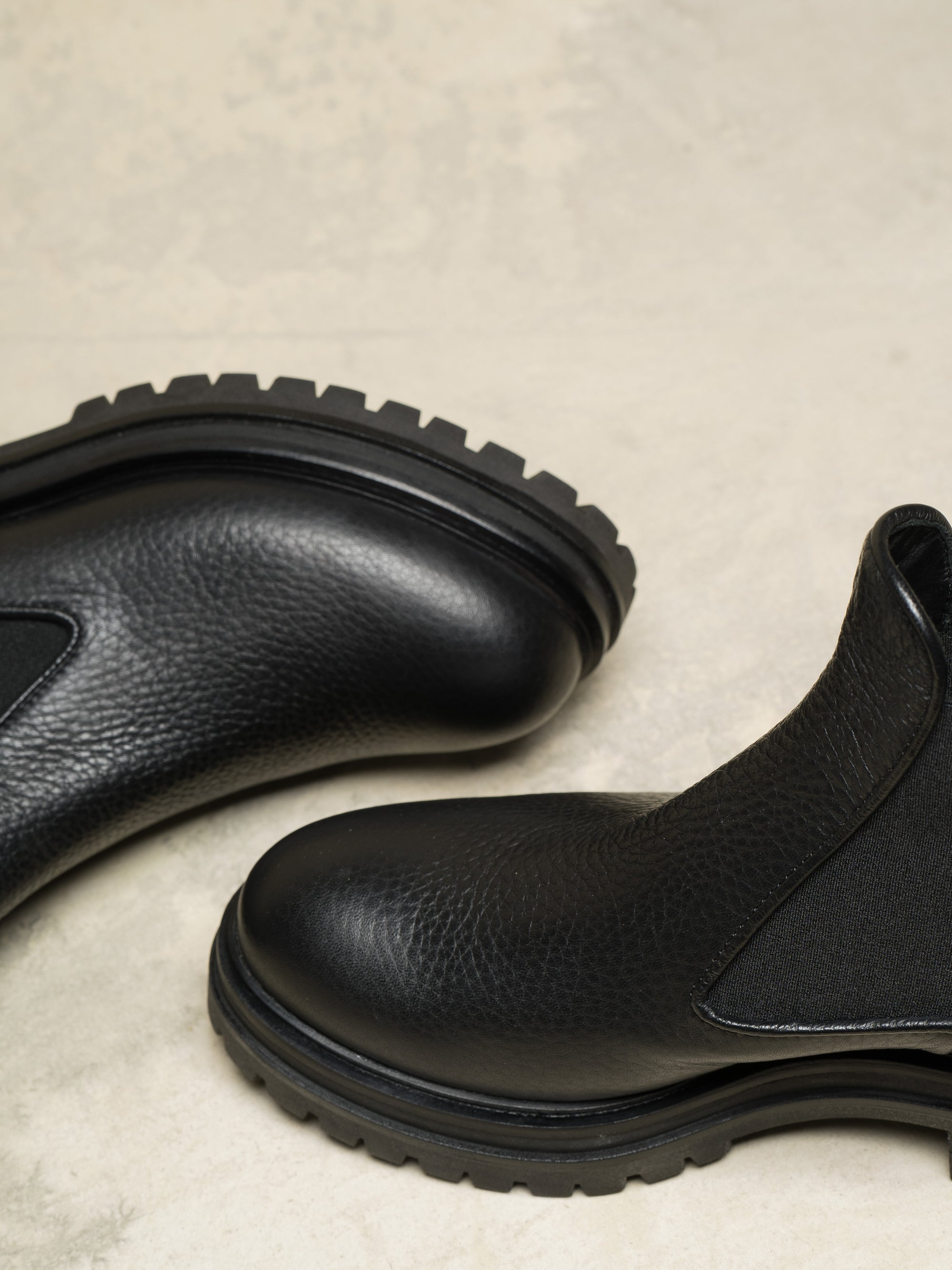The Noemi | Italian Tumbled Leather Chelsea Boot | M.Gemi