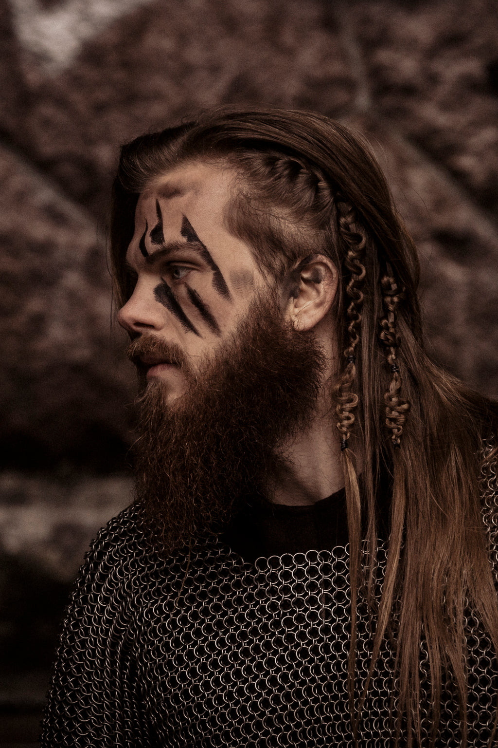 Viking Braids by Annette Collin – Annette Collin Vikingeflet