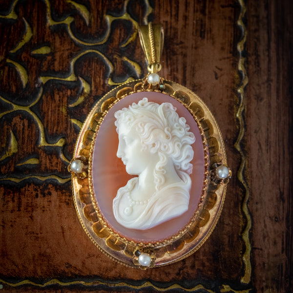 Cameo-carving-Pendant