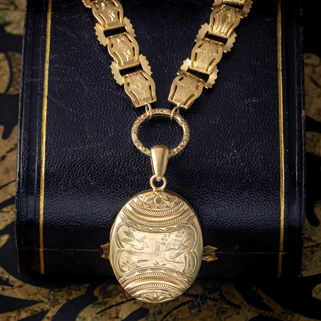Gold-Locket-Necklace