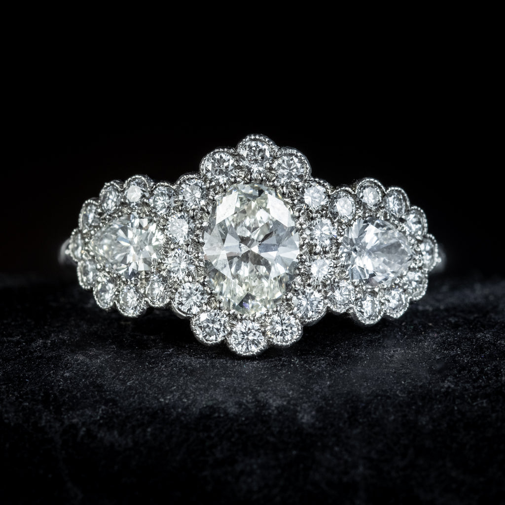 Diamond-Cluster-Ring