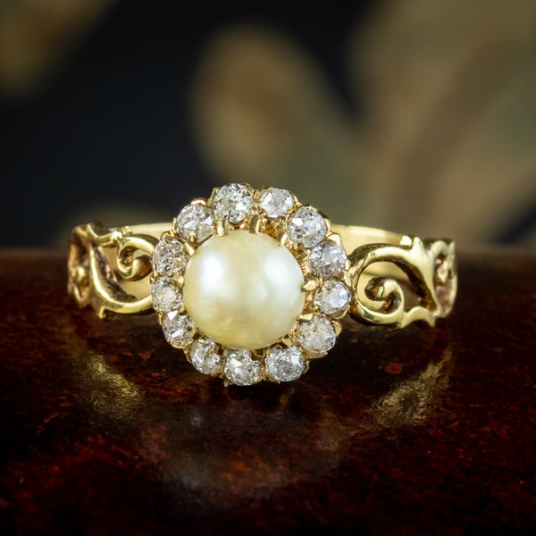 Pearl-Diamond-Ring