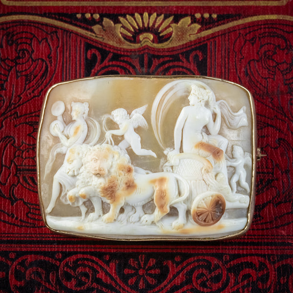 large-Cameo-Carving