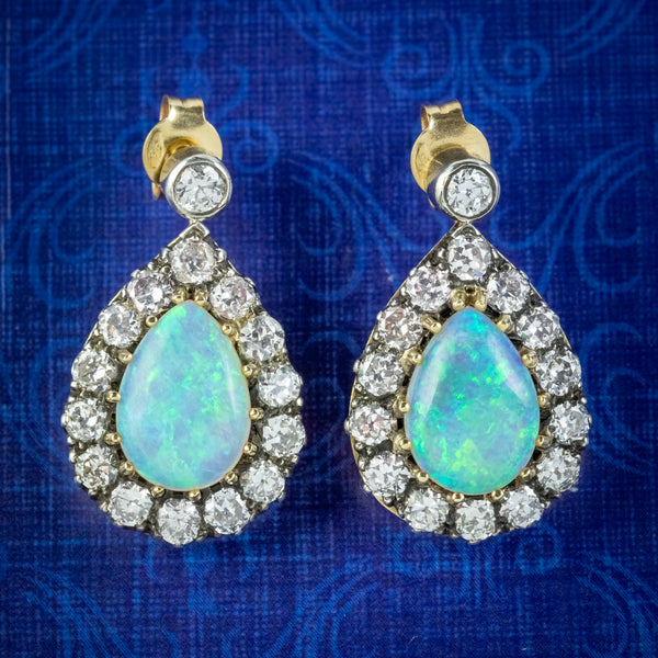 Opal-earrings