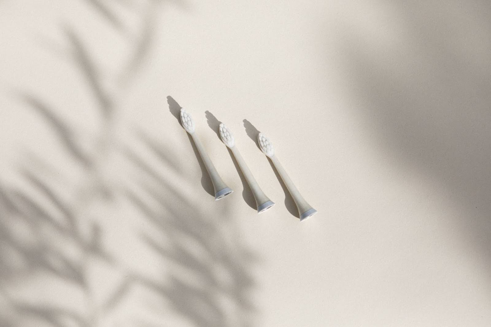 Signs It's Time To Change Your Toothbrush Head